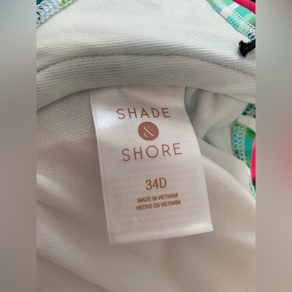 Shade & Shore Leaf Pattern Bikini Top - Picture 3 of 4